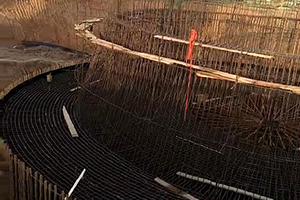 娄底砼烟囱新建施工现场